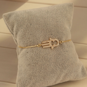 Sparkling Stones Lucky Hand Charm Bracelet Hamsa Hand CZ Gold Pulsera ajustable para mujer - Product Image 3
