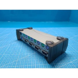 Conmutador KVM ATEN CS-84A de 4 Puertos, Usado, Piezas de Equipos Semiconductores Legados - Product Image 1