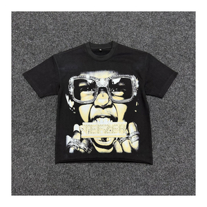 Camiseta Negra para Hombre, Manga Corta, Cuello Redondo, Estilo Urbano, Estampado Fotográfico, Corte Holgado, 100% Algodón Jersey, Diseño Frontal con Impresión Digital - Product Image 1