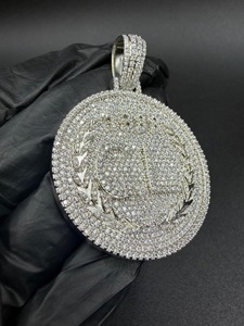 Pendentif Hiphop en Moissanite et Argent 925 avec Micro-Incrustation de Diamants, Breloque Thème pour Homme, Idéal Cadeau - Product Image 3