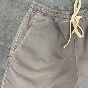 Shorts décontractés effet délavé pour femmes, légers, anti-plis, style streetwear, à prix raisonnable. - Product Image 6
