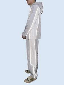 Ropa Deportiva al por Mayor, Conjunto Deportivo Personalizado para Hombre, Traje Deportivo, Chaqueta Cortavientos, Conjunto de 2 Piezas, Ropa Deportiva Informal, Sudadera con Capucha y Pantalones Cortos - Product Image 4