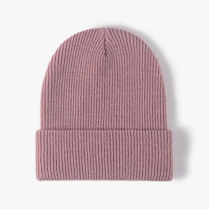 Bonnets d'hiver en tricot épais et chaud, chapeaux OEM pour femmes, bonnets tricotés décontractés vierges, logo personnalisé, 100% acrylique, bonnet chaud et épais - Product Image 5