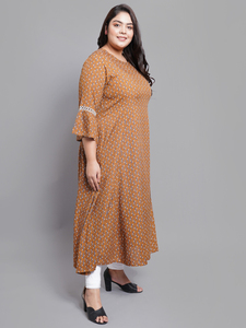 Kurti en rayonne marron à imprimé floral pour femme, coupe trapèze, avec manches cloche et col rond, pour grandes tailles, tenue décontractée quotidienne - Product Image 3