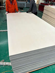 Panneaux de contreplaqué de peuplier du Vietnam en gros, épaisseurs 12-15-18-21 mm, réutilisables, lisses, imperméables, antidérapants, matériau de construction en bois - Product Image 2