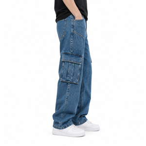 Jean cargo en denim délavé pour homme, coupe ample et décontractée, style vintage streetwear, pantalon multi-poches, fabricant OEM sous marque privée - Product Image 6