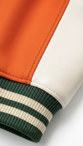 Chaqueta Varsity con Capucha de Invierno Estilo Americano de Alta Gama, Impresión por Sublimación, Logotipo Frontal, Unisex - Product Image 5