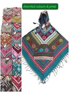 Poncho d'hiver en laine bleu pour femmes Pull à motif floral tricoté à la main Vêtement en laine mélangée pour les acheteurs européens - Product Image 1