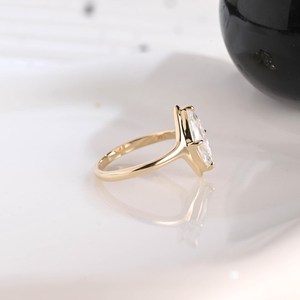 Magnífico Anillo Solitario de Diamante Corte Marquesa de 1.00CT, Cultivado en Laboratorio, Oro Sólido de 14k, Regalo para Novias, Bodas y Fiestas - Product Image 2