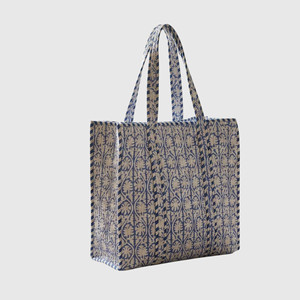 Bolsa de Lona con Estampado Azul y Blanco, Estilo Bohemio, Abierta, para Compras, Uso en Todas las Estaciones - Product Image 2