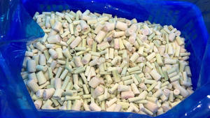 Hierba de Limón Congelada IQF - Hierba de Limón en Rodajas/Picada para Exportación, Producto de Vegetales Congelados - PROVEEDOR VIETNAM/ Sra. Selina - Product Image 4