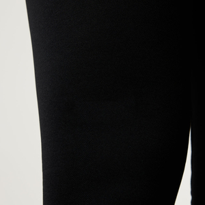 Conjunto Deportivo Personalizado al por Mayor para Mujer: Top de Yoga de Secado Rápido y Leggings Ajustados con Espalda Hermosa para Correr y Gimnasio - Product Image 5