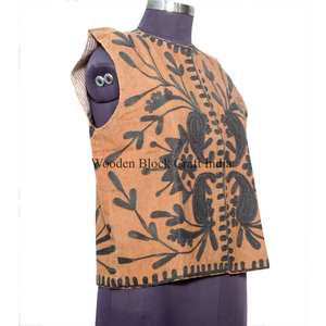 Chaleco Elegante de Algodón Bordado para Mujer, Chaqueta sin Mangas Corta para Invierno y Otoño, Hecha a Mano para Eventos y Fiestas - Product Image 2