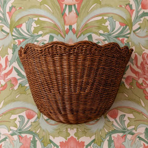 Lámpara de Pared de Mimbre Tejida a Mano de Color Marrón Oscuro, Lámpara de Pared Decorativa de Mimbre, Iluminación de Pared Hecha a Mano de Estilo Rústico Bohemio Vintage - Product Image 1