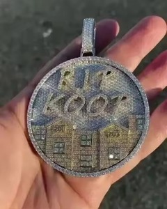 Colgante redondo Iced Out con diseño de casa y palabras RIP KOOP, estilo Hip Hop, con Moissanita y Plata 925, unisex - Product Image 1