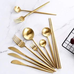 Juego de Cubiertos de Acero Inoxidable Dorado Mate con Palillos, Juego de Cubiertos de Estilo Asiático, Venta al por Mayor - Product Image 1
