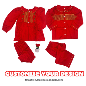 Vêtements de bébé fille faits à la main Pyjamas à manches longues en coton à fleurs rouges Design personnalisé smocké saison de Noël - Product Image 4