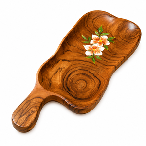 Tabla de servir de madera hecha a mano con diseño floral |   Bandeja Rústica de Madera para Quesos y Aperitivos |   Bandeja Decorativa para Servir - Product Image 4