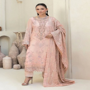 Trajes Shalwar Kameez de marca para fiesta, muy vendidos, para mujer, en tela de chifón de muy alta calidad con bordados muy finos. - Product Image 1