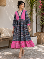 Robe longue bohème pour femme à col en V avec manches lanternes et ourlet à volants, imprimé floral marine avec accents rayés roses, coupe ample