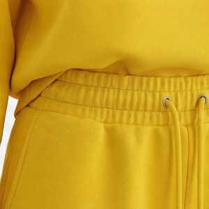 Ensemble de survêtement jaune 2 pièces pour femme, col rond, manches longues, short, coupe ample, décontracté, couleur unie, tricoté en coton, printemps-été - Product Image 5