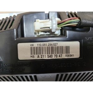 ชุดหน้าปัดเรือนไมล์มือสองสำหรับรถยนต์ E-class รุ่น A2115407047 - Product Image 4