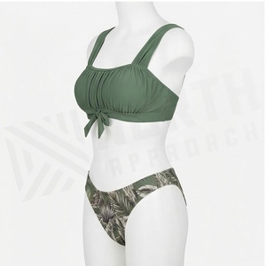 Green <b>Square</b> <b>Neck</b> Bikini Set With Ruched Bandeau Top And Tropical Leaf Print Hipster Bottoms - Product Image 3