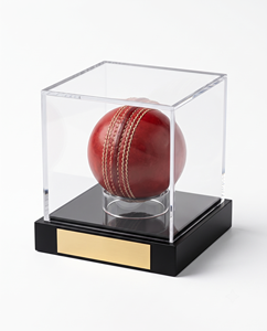 Vitrina Moderna Ecológica de Acrílico Transparente para Exhibición de Pelotas de Cricket en Forma de Cubo Pulido, Base Negra, Almacenamiento Personalizado para Mostrador - Product Image 2