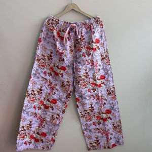 Nouveau pantalon de pyjama en coton Kantha imprimé fait main, confortable et relaxant pour homme et femme - Product Image 1