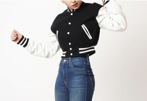 Veste courte en tissu respirant écologique, personnalisée, noire unie, avec boutons, style varsity, avec poches, pour femmes, vestes courtes de style letterman - Product Image 6