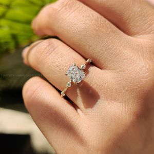 Anillo Minimalista de Siete Diamantes con Corte Cojín, Piedras EF VS en Plata Sólida 925, de 1.00 a 2.00 CT, Regalo para Mujer - Product Image 5