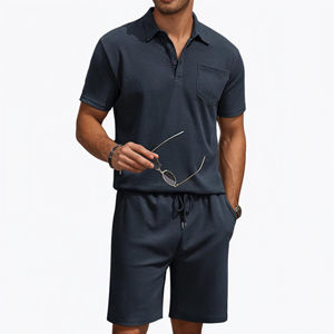 Ensemble polo deux pièces gris pour homme, chemise à manches courtes en tricot gaufré texturé et short assorti, tenue décontractée d'été - Product Image 3