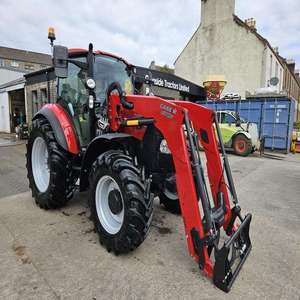 รถแทรกเตอร์ Case IH 140 แรงม้า พร้อมที่ตักด้านหน้า สีแดง สำหรับงานเกษตร ขับเคลื่อน 4 ล้อ ขนาดกะทัดรัด - Product Image 1