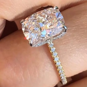 แหวนหมั้นเพชรทรงคุชชั่น น้ำหนัก 3.5 กะรัต สี E ความสะอาด VVS2 ได้รับการรับรองจาก IGI ทำจากทอง 10K ของขวัญวันครบรอบแต่งงาน - Product Image 2