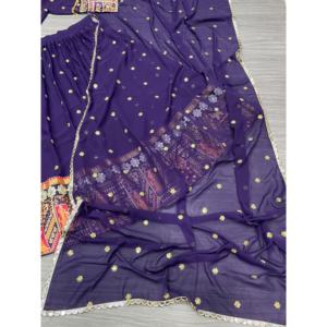 Navratri Lehenga Choli pour femmes avec bordure en dentelle miroir en aluminium - Product Image 2