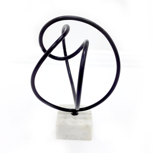 Sculpture en aluminium de couleur dorée de qualité exceptionnelle, design unique, sculpture décorative, idéale pour la décoration de mariage - Product Image 4