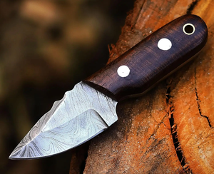 Cuchillo de Caza/Desollador Personalizable OEM de Acero Inoxidable con Mango de Madera Pakka y Funda de Cuero, Hecho a Mano, Marca ZA DAMASCUS MAKERS - Product Image 4