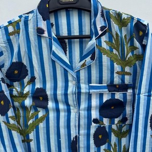 Hermoso Conjunto de Pijama de Algodón Estampado a Mano para Mujer, Ropa de Dormir con Estampado Floral - Product Image 6