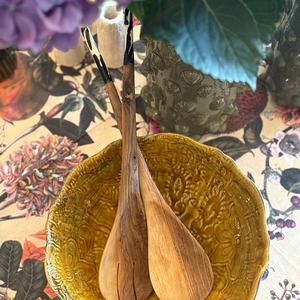 Modern Organic Wooden Servers – Premium Spoon & Fork for Refined Hosting Spaces - Product Image 1