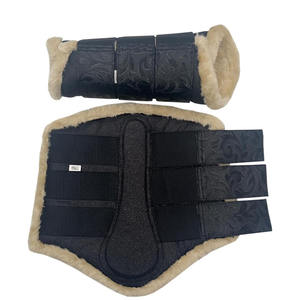 Ensemble de tapis de selle de dressage de haute qualité style western avec doublure en coton, protège-oreilles, protège-encoches et filet anti-mouches en matière scintillante - Product Image 5