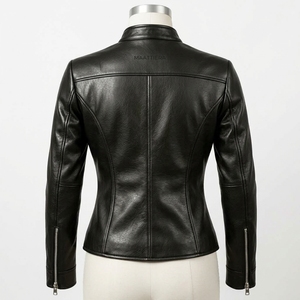 Veste en similicuir noir pour femme, col montant, coupe ajustée, poches zippées, fermetures éclair sur les manches, personnalisable OEM ODM, vente en gros - Product Image 4