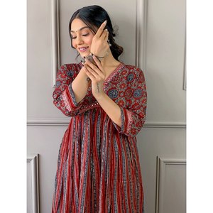 Party Wear Top-Bottom y Dupatta Set con estampado y bordado Trabajo XL Tamaño - Product Image 5