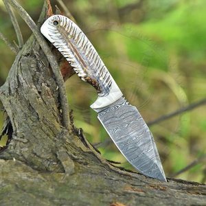 มีดพับเหล็กดามัสกัสคาร์บอนคุณภาพสูง ด้ามจับรูปทรงกรวยสน ผลิตด้วยมือ รับผลิตตามแบบ OEM ปรับแต่งได้ เกรดอุตสาหกรรม - Product Image 2