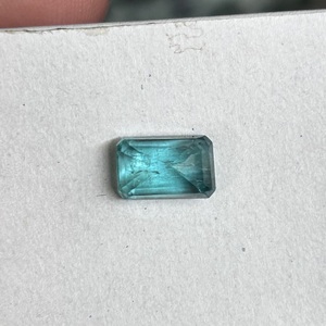 Émeraude naturelle de qualité supérieure du Zambie, 2,30 carats, vert intense, pierre facettée non montée pour la fabrication de bijoux - Product Image 2