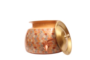 Distributeur d'eau artisanal en cuivre de designer avec finition émail Meena, réservoir d'eau en cuivre pur avec robinet et support en laiton 5L/8L/11L - Product Image 3