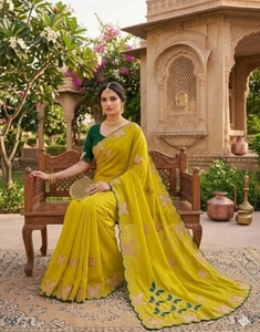 Sari de Georgette Bordado KV Estilo Bollywood (Color Mostaza) - Product Image 3
