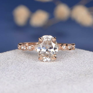 Anillo de Compromiso con Diamante de Corte Ovalado, Chapado en Oro Rosa, Engaste de Puntas, Joyería Fina Clásica para Mujer - Product Image 2