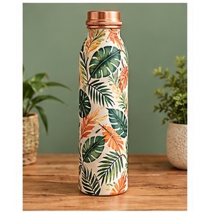 Botella de Agua de Cobre con Estampado Artístico de Monstera y Palmera en Verde Crema y Naranja, con Tapa de Cobre, Portátil para Viajes - Product Image 1