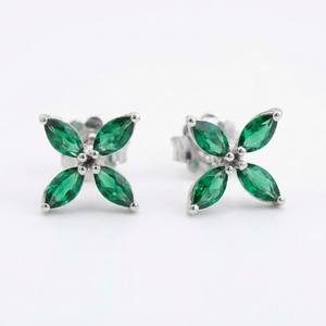 Boucles d'oreilles clous émeraude marquise certifiées, véritable émeraude verte, argent sterling 925 plaqué or 14 carats, cadeau - Product Image 3