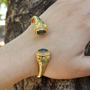 Nouveau bracelet ajustable en labradorite naturelle multicolore avec accent en calcédoine aqua miniature, plaqué or 18 carats, style bohème - Product Image 2